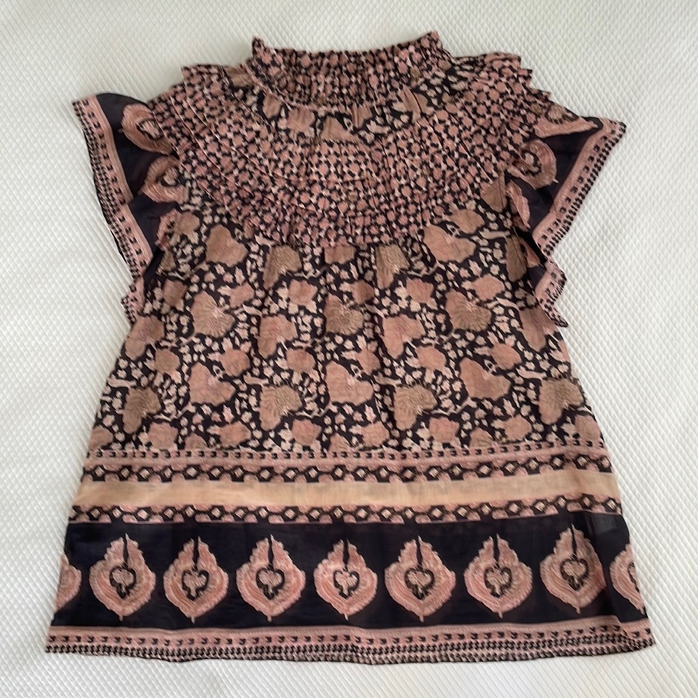 Gorgeous SEA NEW YORK Top - Size Medium